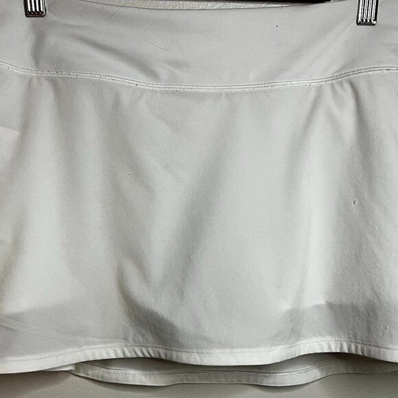 Lululemon Play off the pleats skirt Size M (8-10) in White - Picture 2 of 8